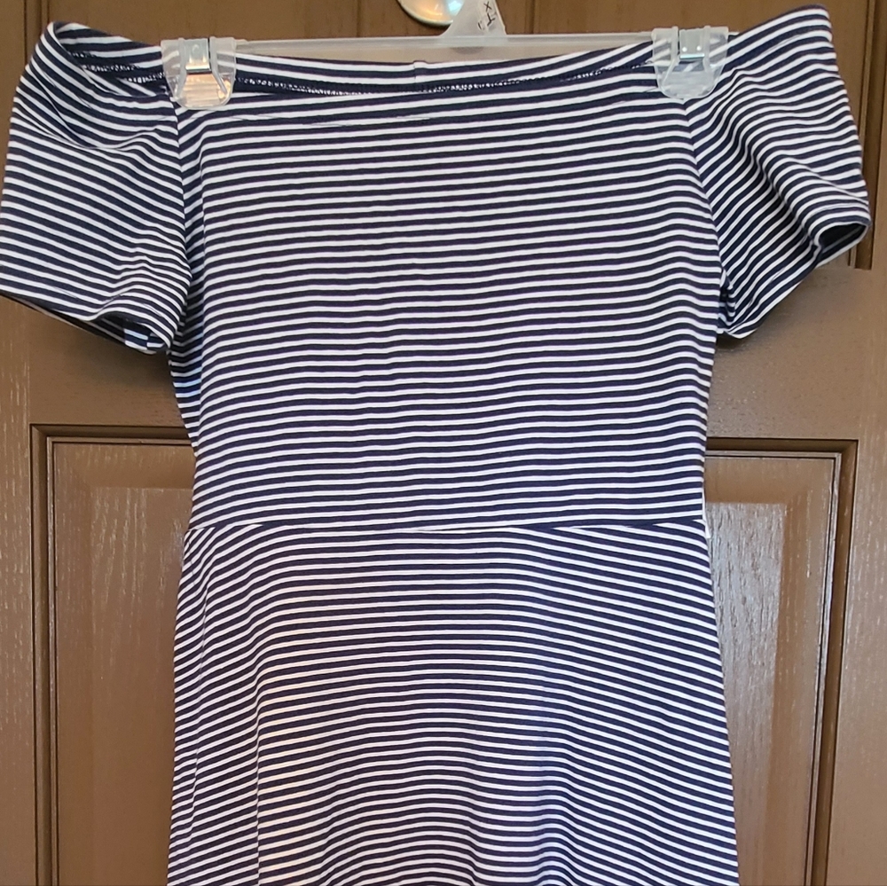 GREAT FOR BACK TO SCHOOL. New with tags Old Navy Off the shoulder dress